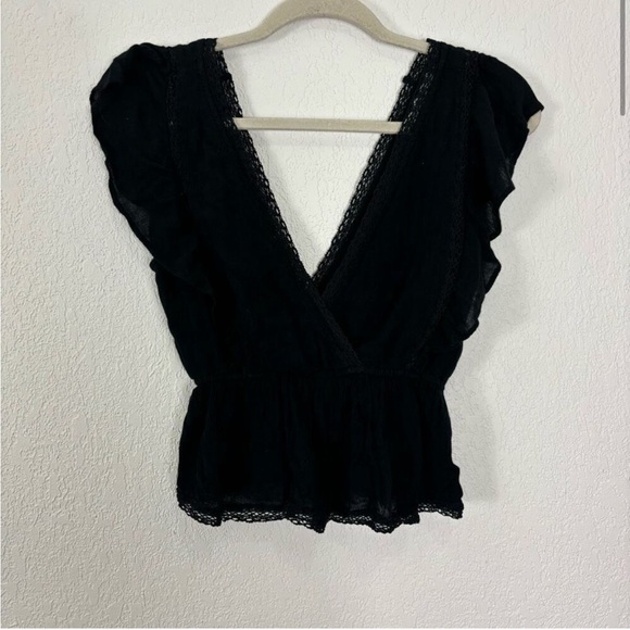 Abercrombie & Fitch Black Deep V Flutter Sleeve Top - Picture 1 of 5